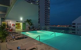 Hampton By Hilton Cartagena Hotel Exterior photo